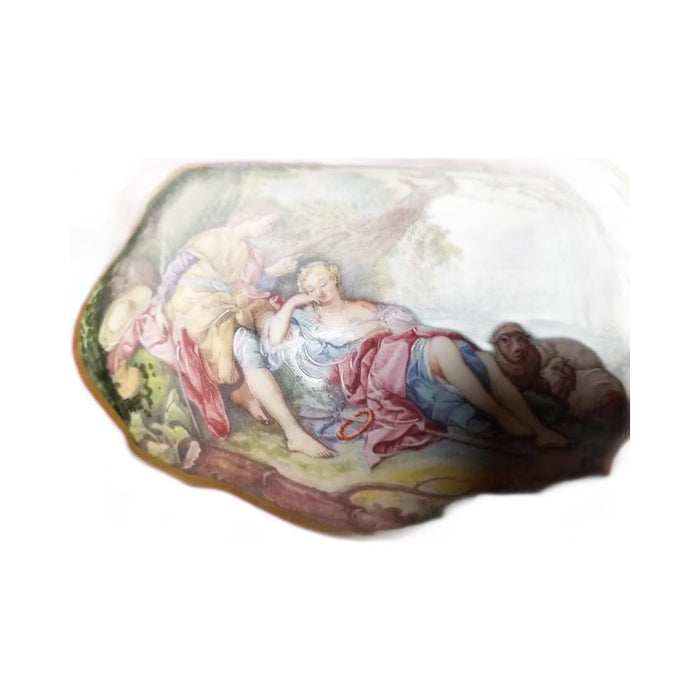 Collectible Penicaud Lovers Jewelry Box Limoges box with artisan brushwork