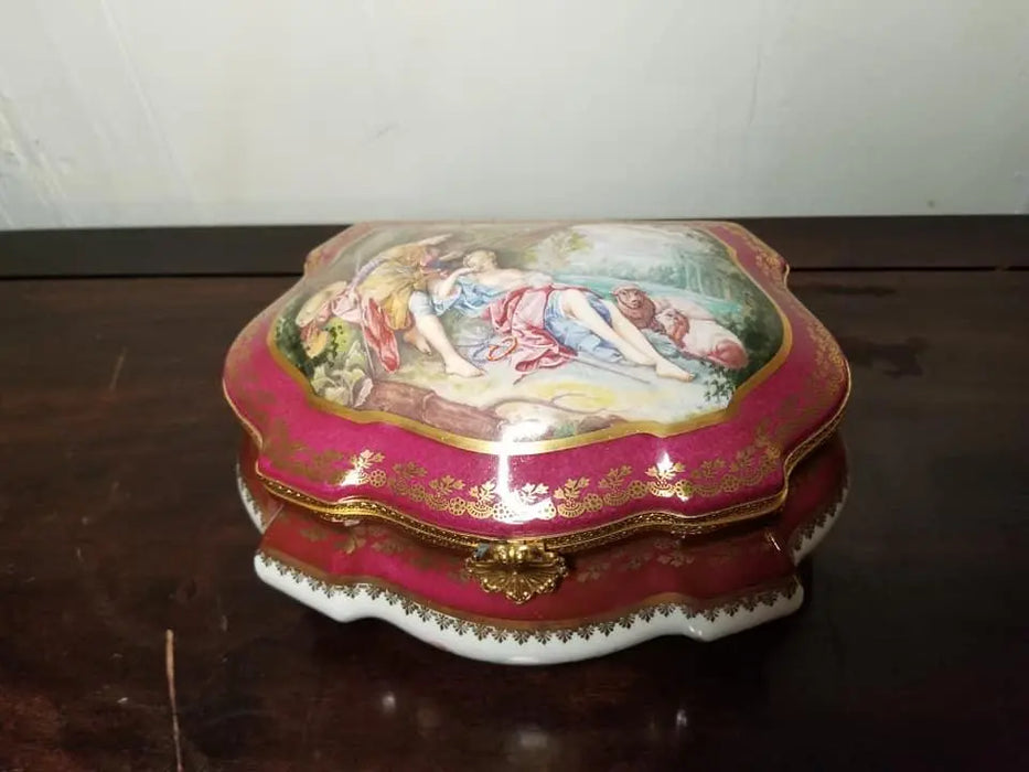 Limited Edition Lovers Box for Jewelry Enthusiasts Porcelain Limoges Jewelry Love Valentine French Trinket Box