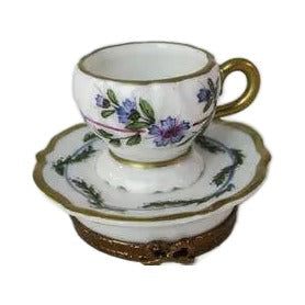 Gift idea for someone who loves France: Tea Cup Purple Flowers Limoges box