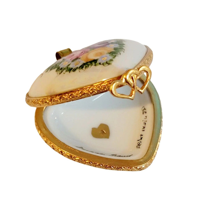 Parisian Romance Keepsake for Lovers Porcelain Limoges heart pendant france French Trinket Box