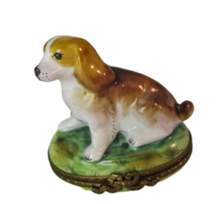 Beagle Dog on Grass Porcelain Limoges Trinket Box - Limoges Box Boutique
