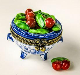 Cherries - RARE and RETIRED Porcelain Limoges Trinket Box - Limoges Box Boutique